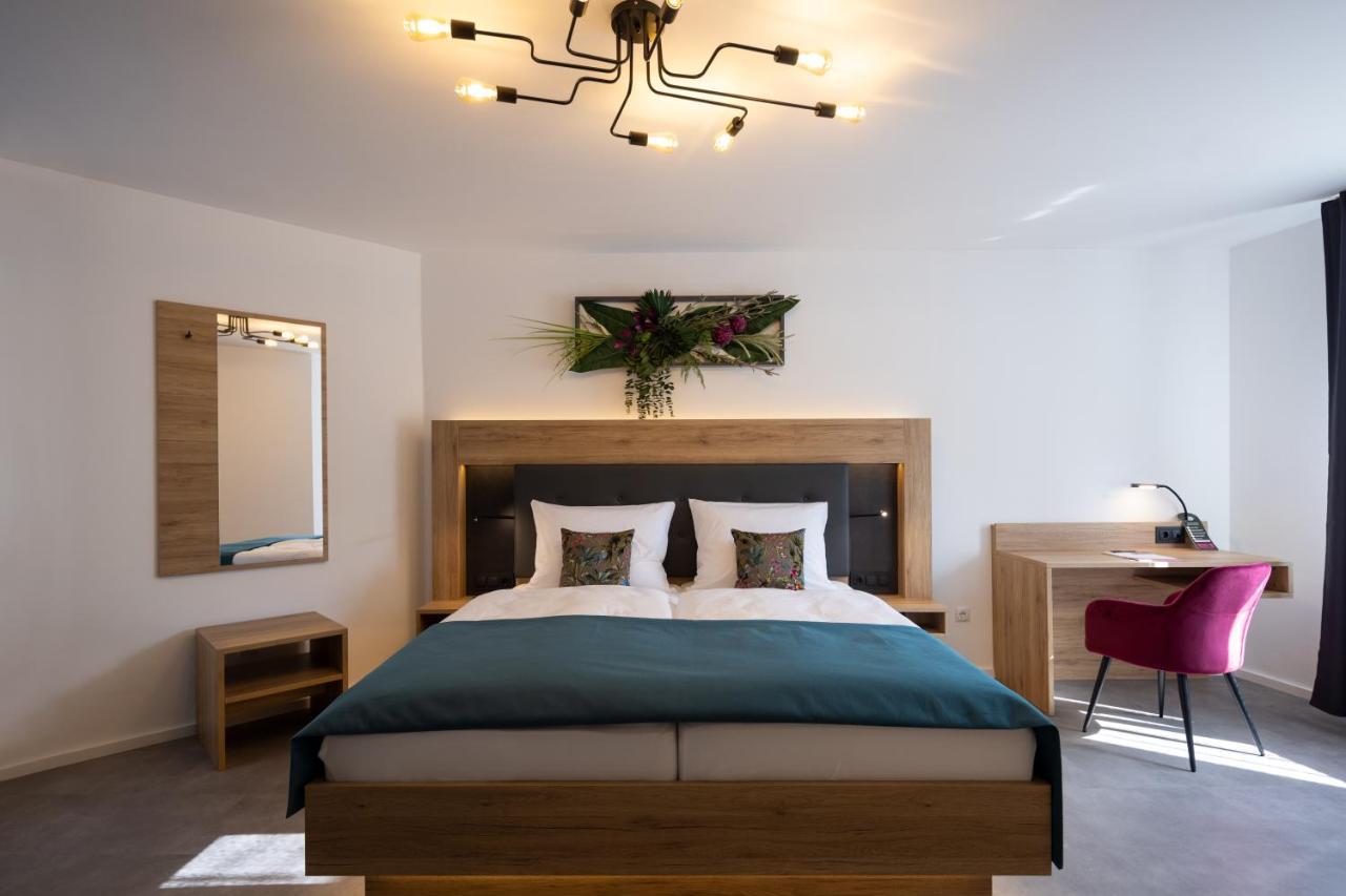 - Am Main Bed & Breakfast Homburg (Main-Spessart)